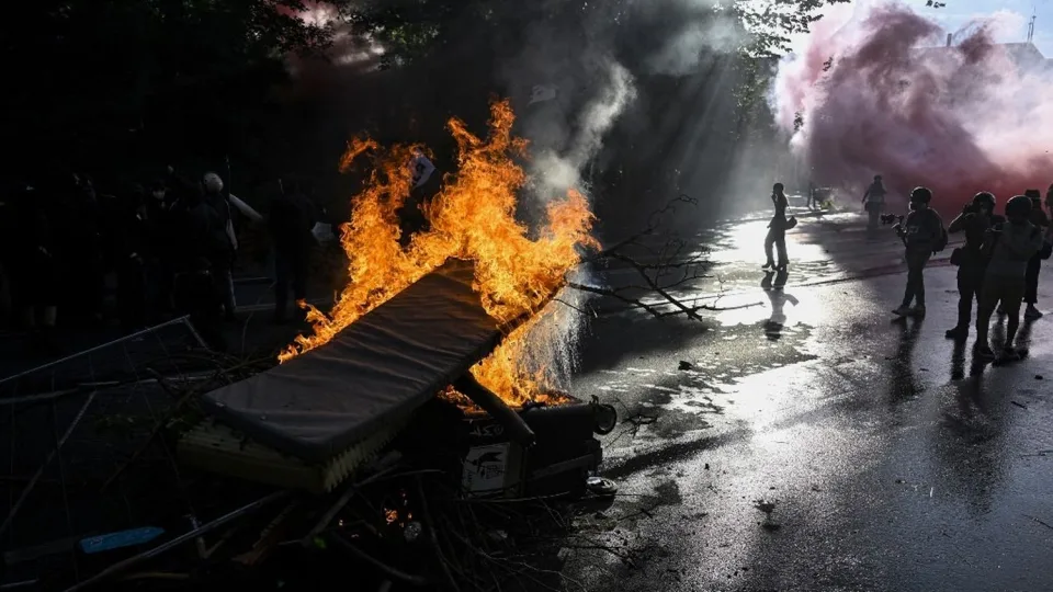 Affrontements à Genève avant le sommet du G7