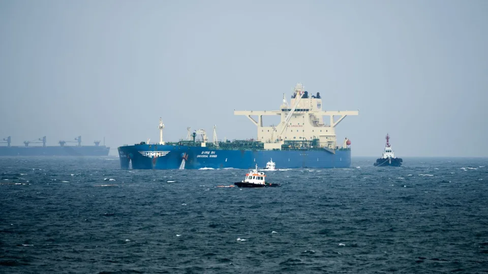 Détroit d'Ormuz: Prudence Malgré l'Accord US-Iran