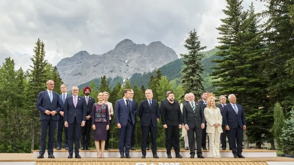 Le Sommet du G7 Débute à Evian pour Aborder les Crises Mondiales