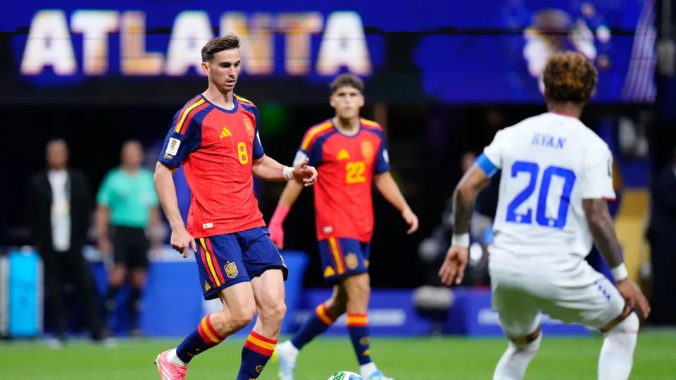 Mondial: L'Espagne accrochée par le Cap-Vert à la pause