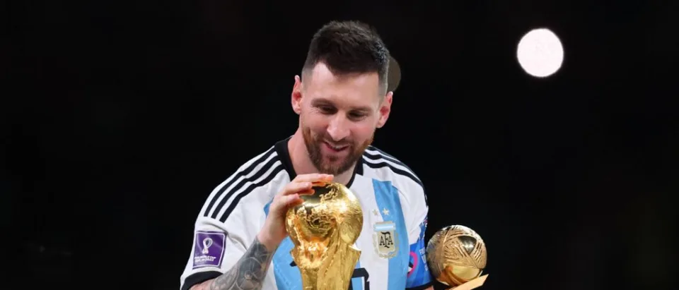 ميسي يشارك في كأس العالم 2026 ويسعى لتحطيم الأرقام القياسية