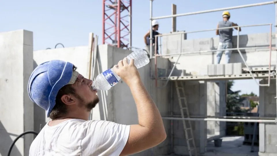 Obligations et droits au travail face à la canicule