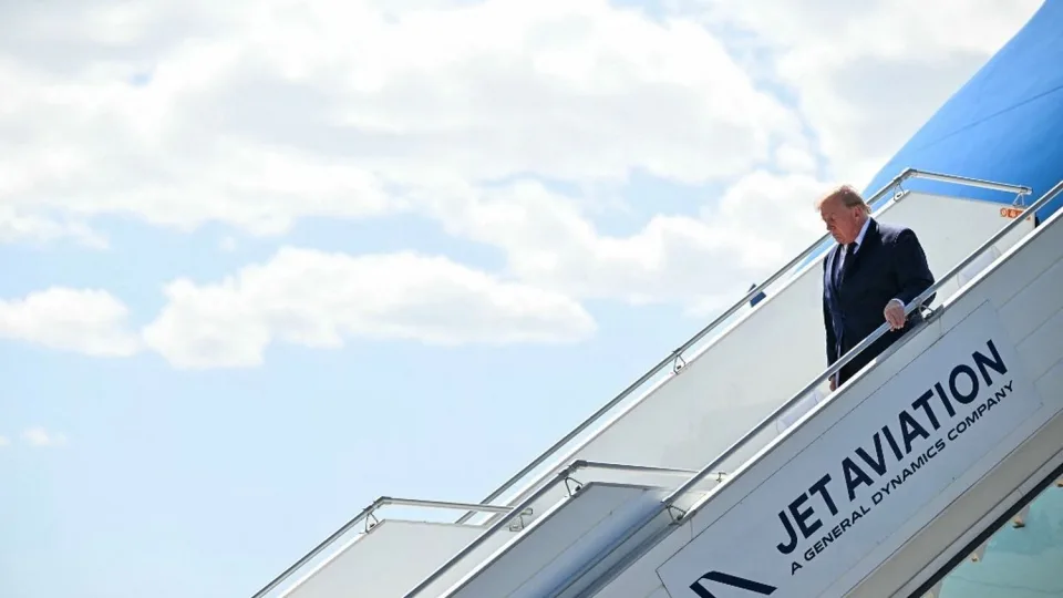 Sommet du G7: Donald Trump rencontre Emmanuel Macron à Évian